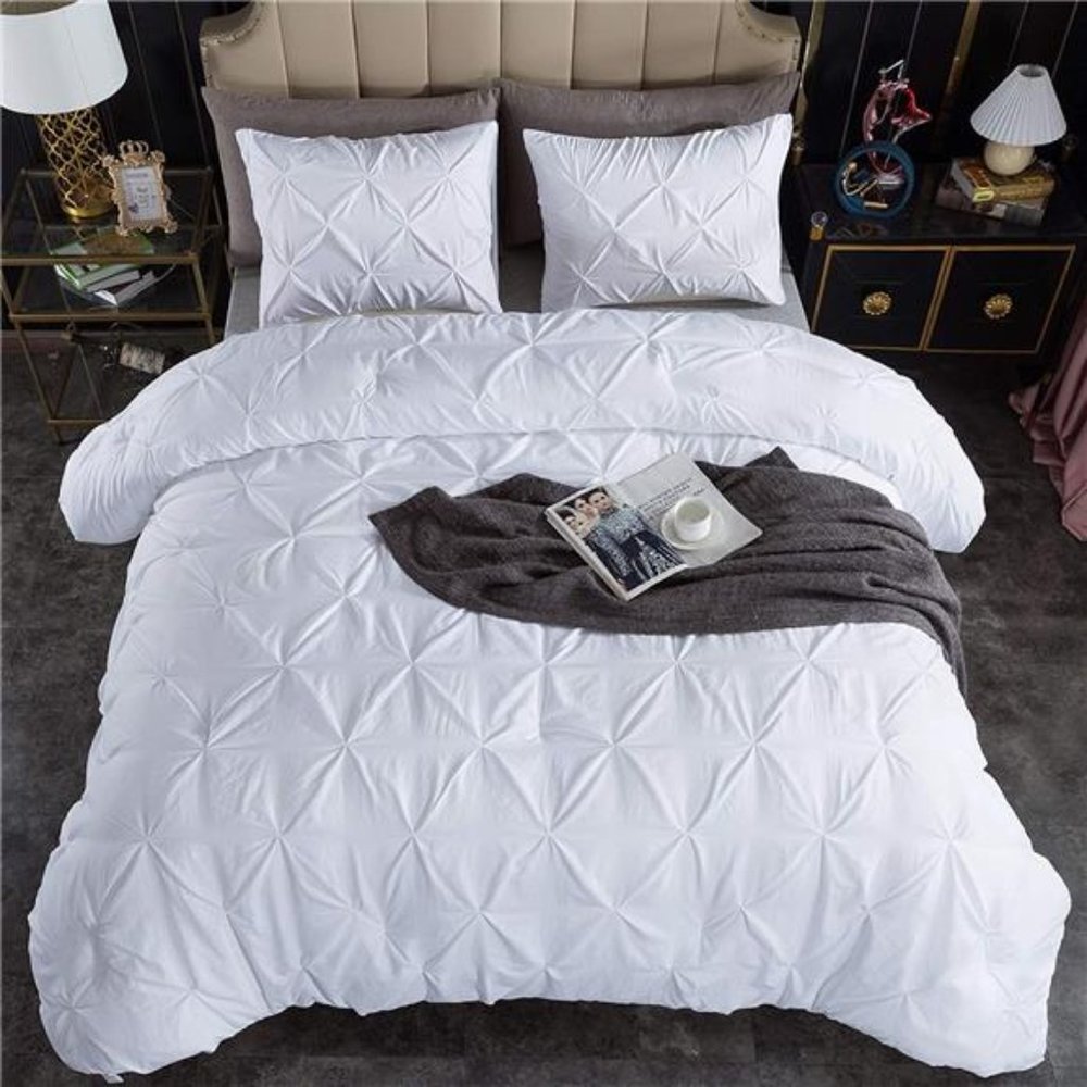 White Pinch Pleat Comforter 3 Pieces Down Alternative Queen or Full Size